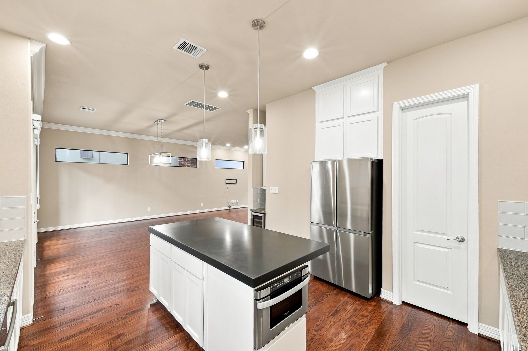 2422 Langston Street Property Photo 20