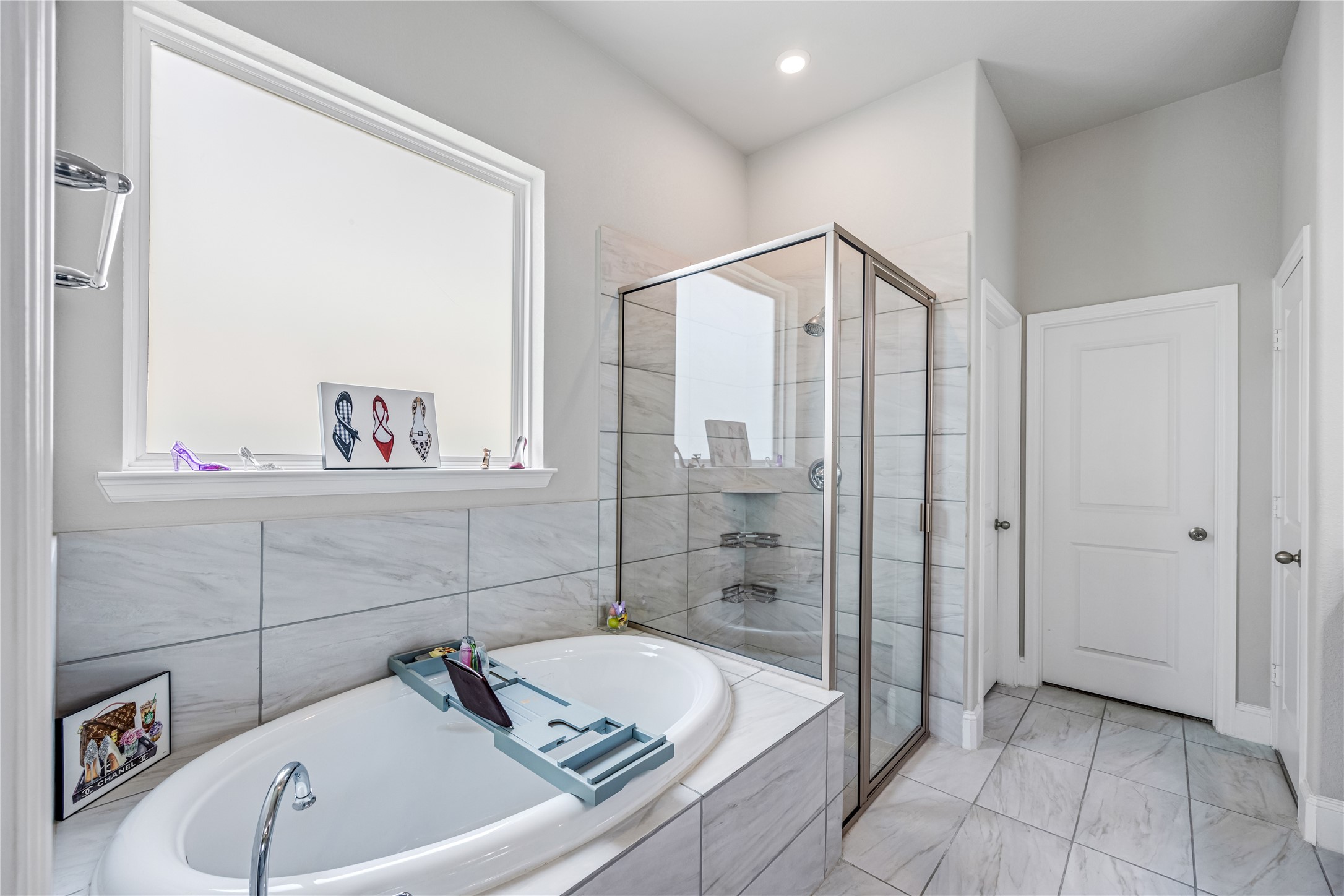 15811 Sunlit Falls Drive Property Photo 20