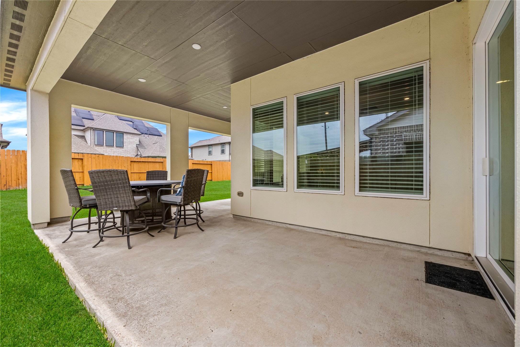 15811 Sunlit Falls Drive Property Photo 21