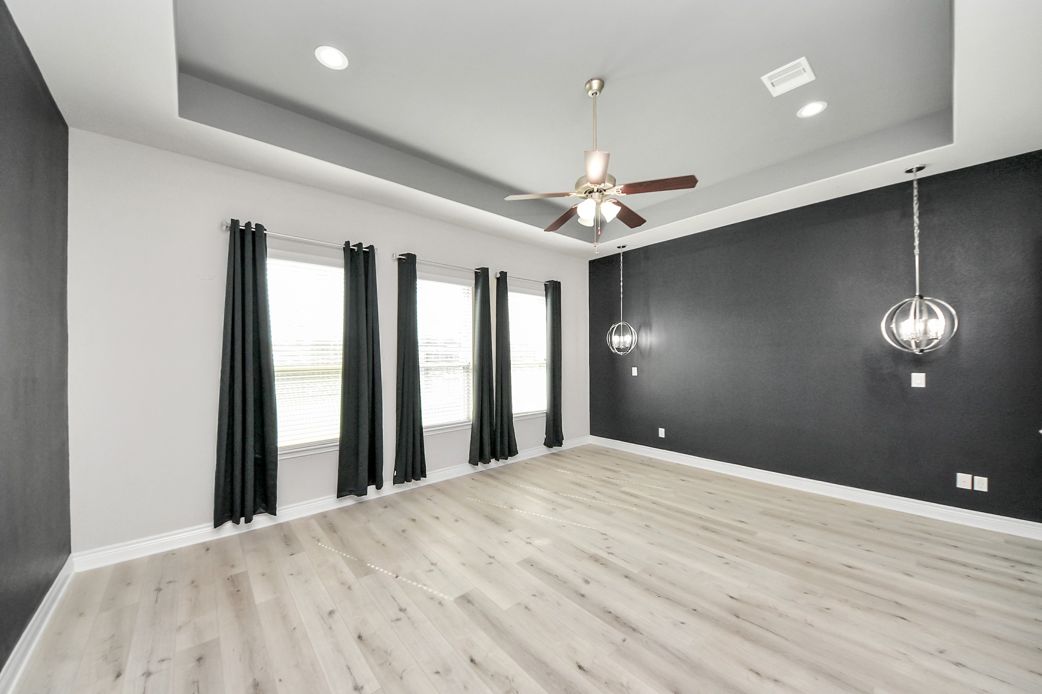 4914 Thunder Creek Lane Property Photo 16