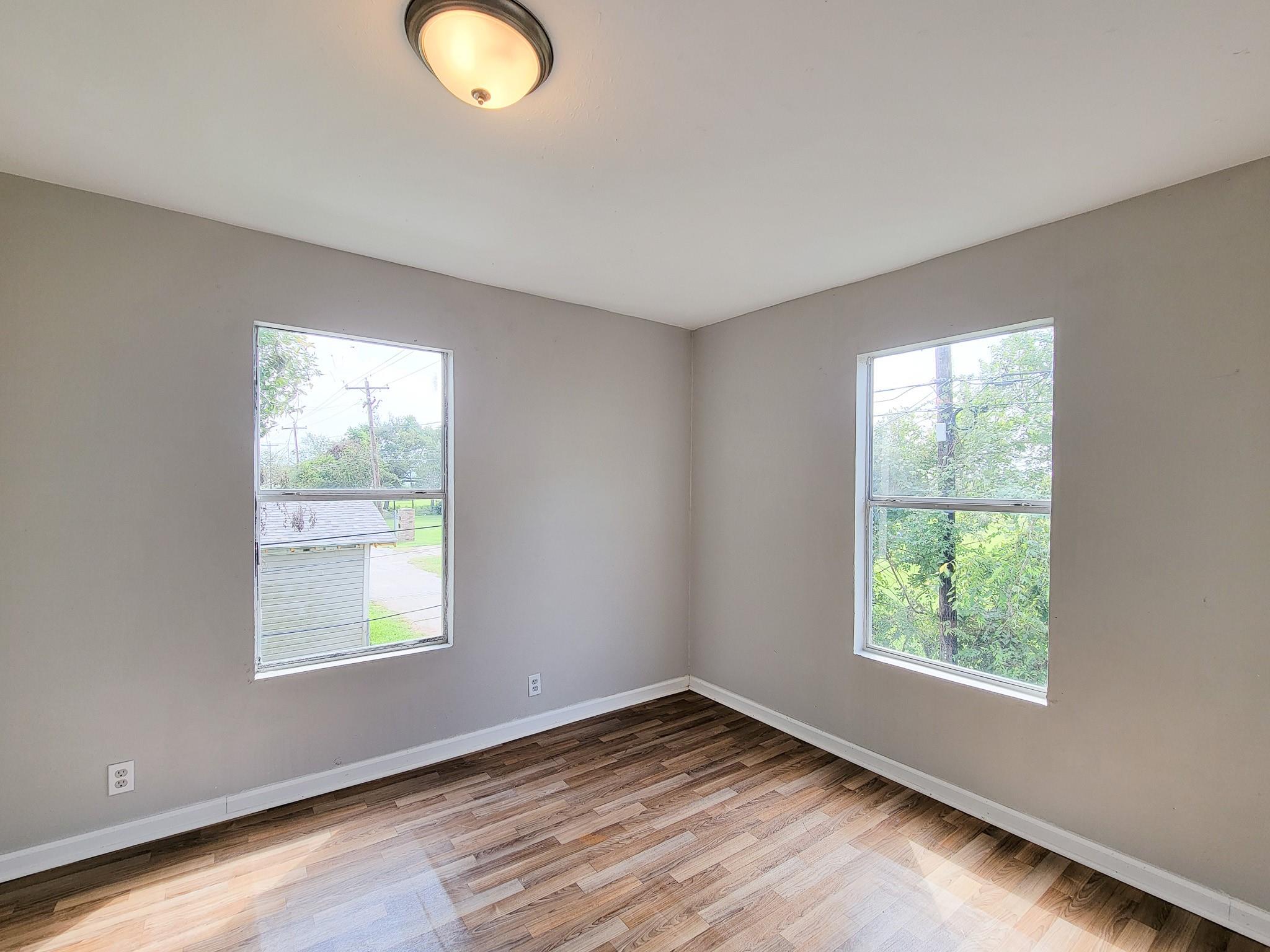 605 N Avenue A Property Photo 38