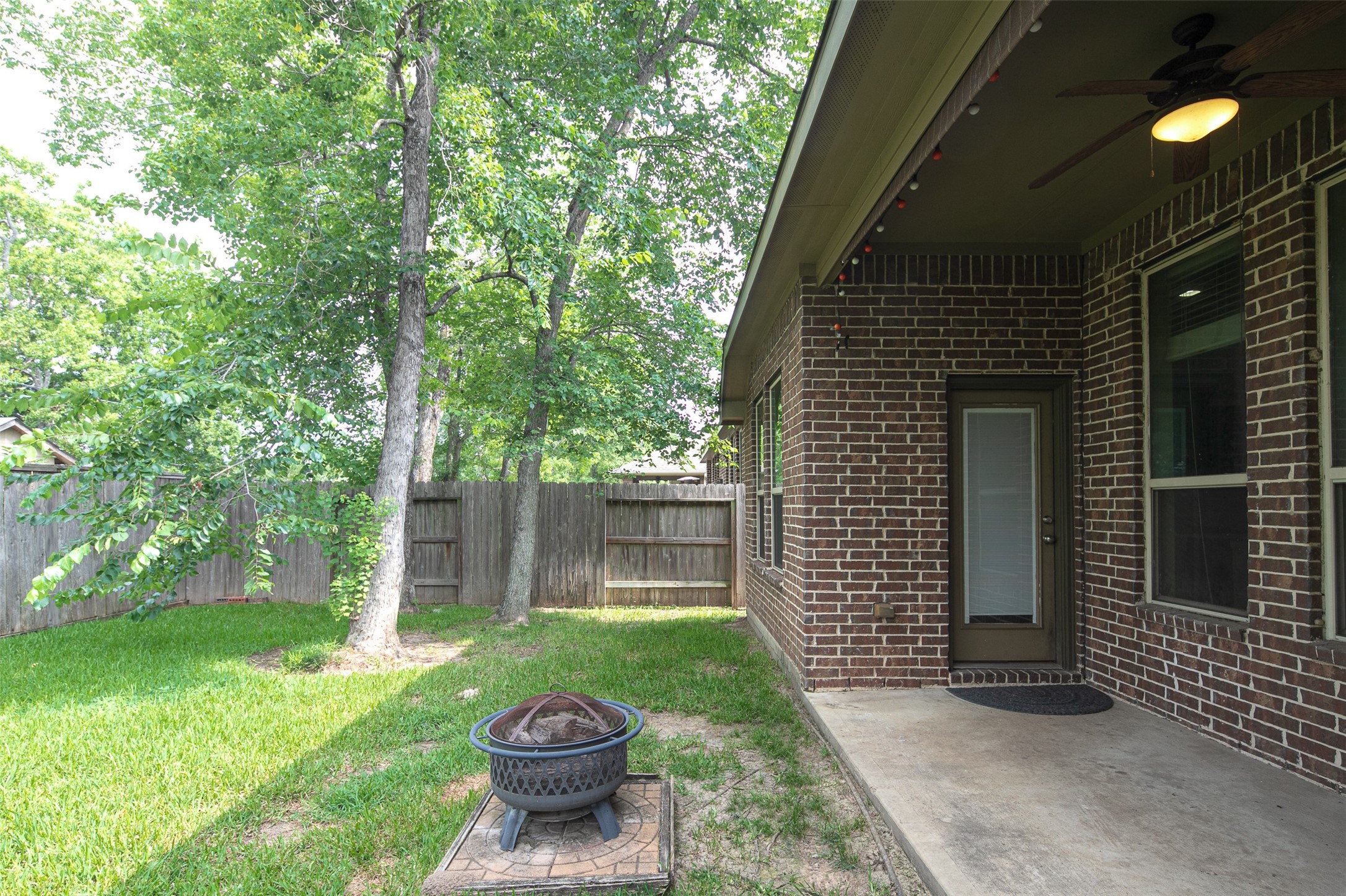 22107 Rustling Springs Drive Property Photo 4