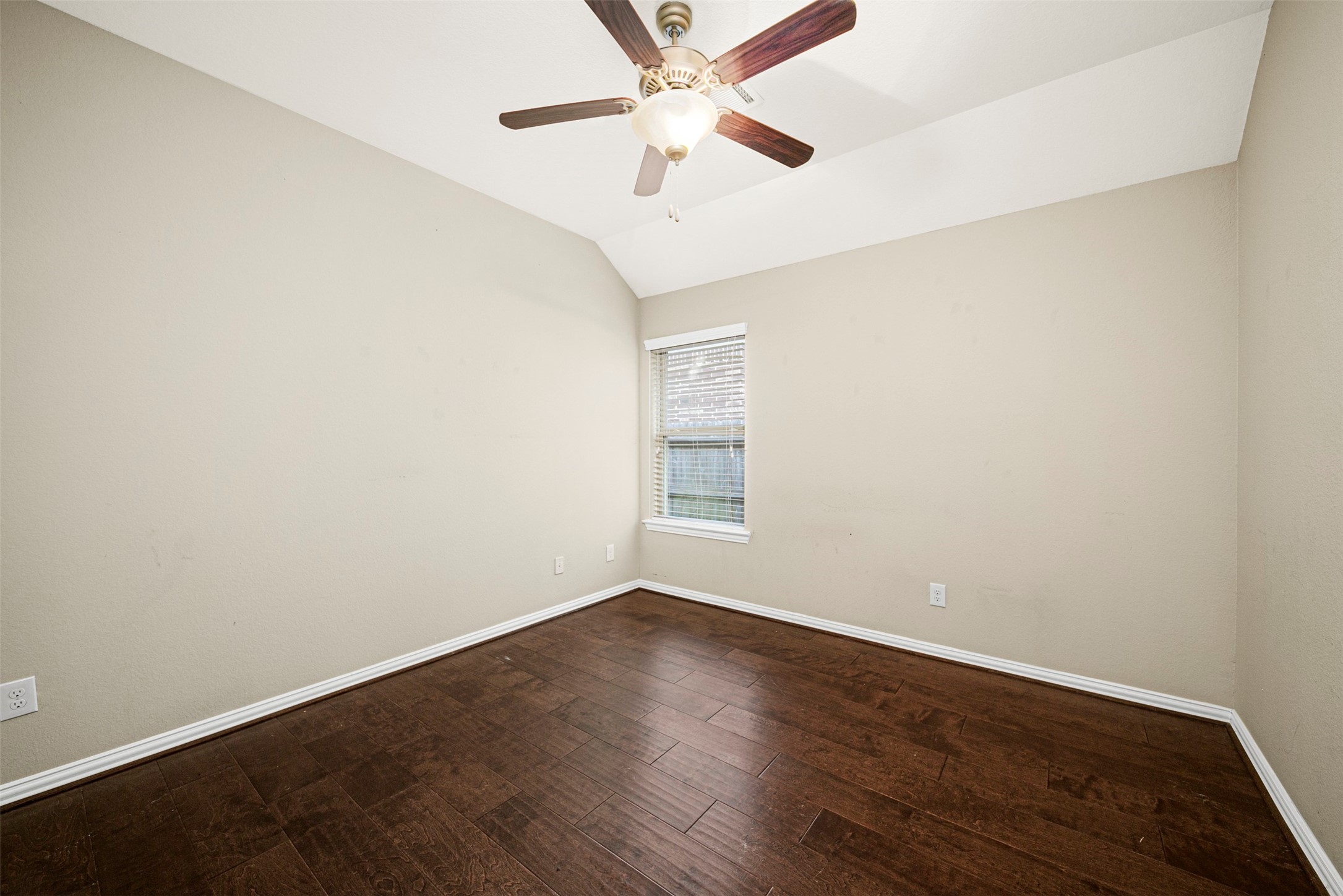 22107 Rustling Springs Drive Property Photo 16