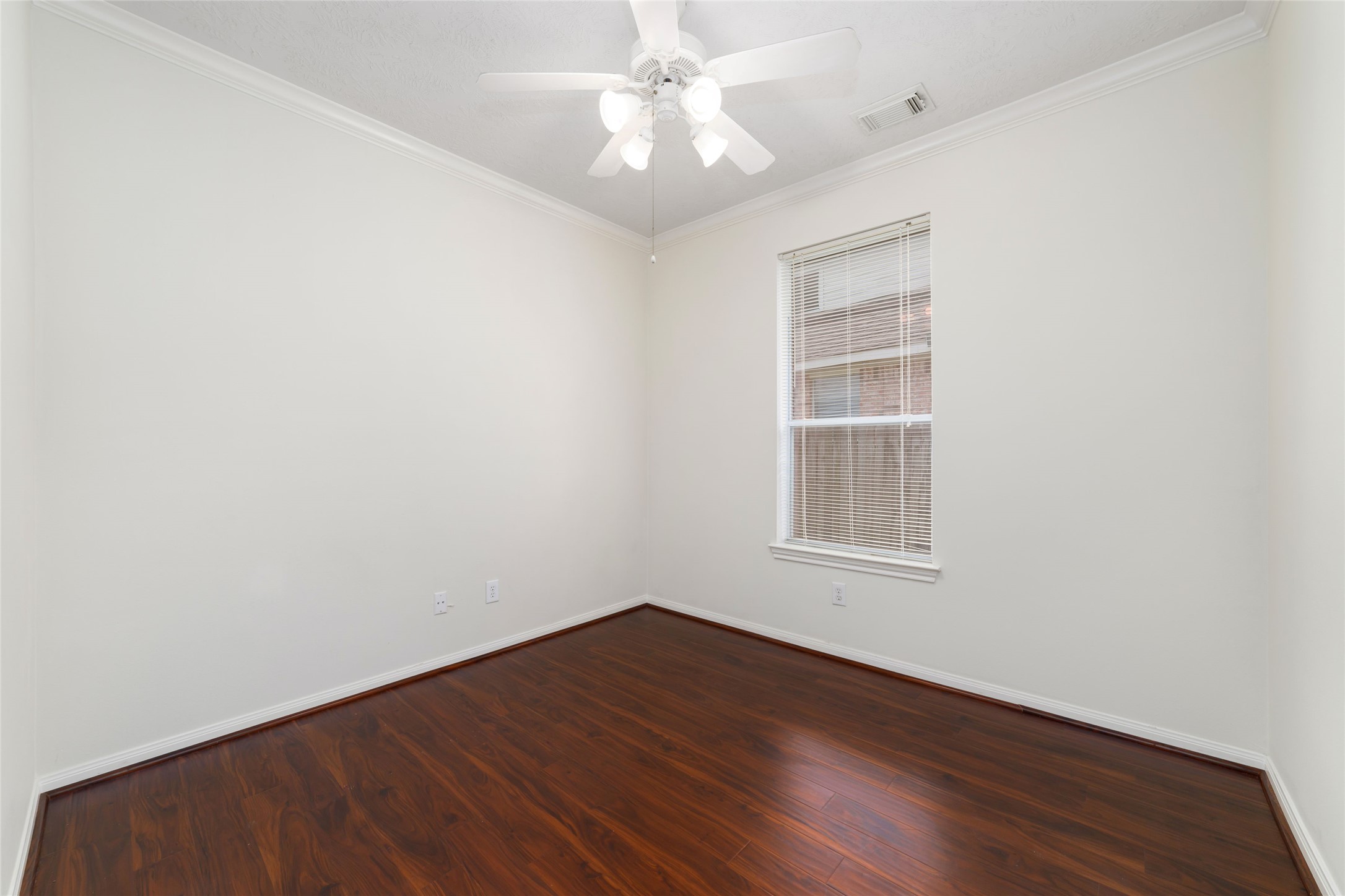 10603 White Bridge Lane Property Photo 6