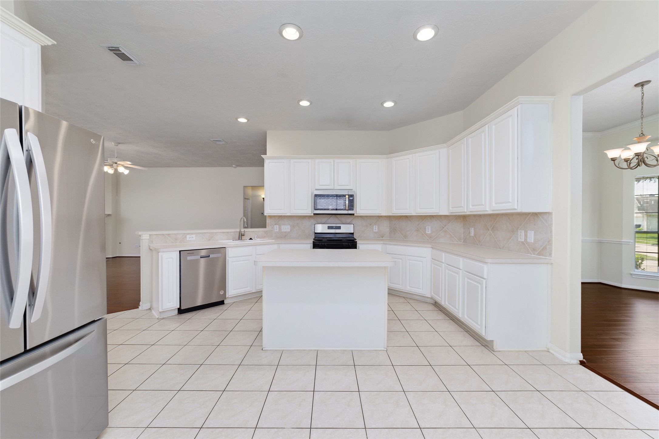 10603 White Bridge Lane Property Photo 10