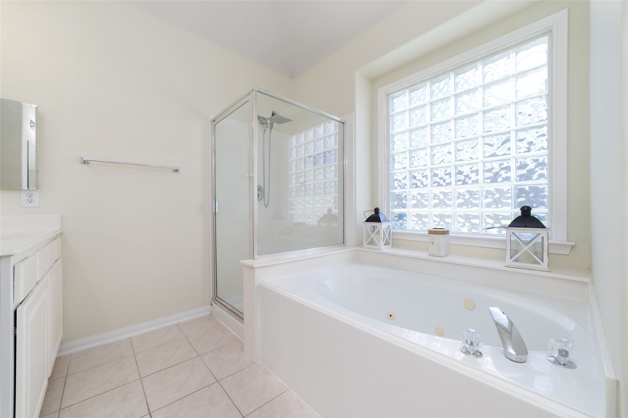 10603 White Bridge Lane Property Photo 18