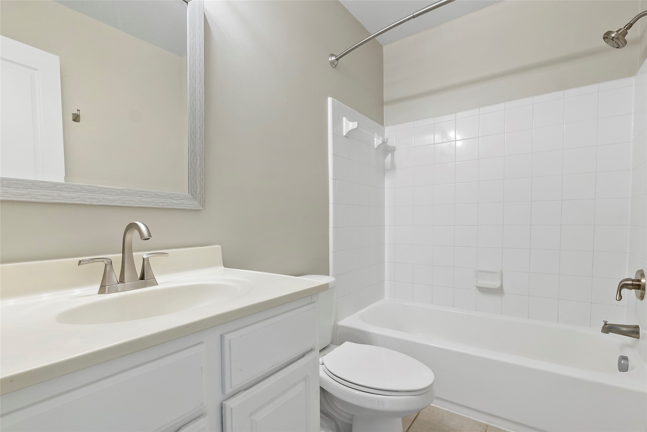 1725 Harvey Mitchell Parkway S 1112 Property Photo 22