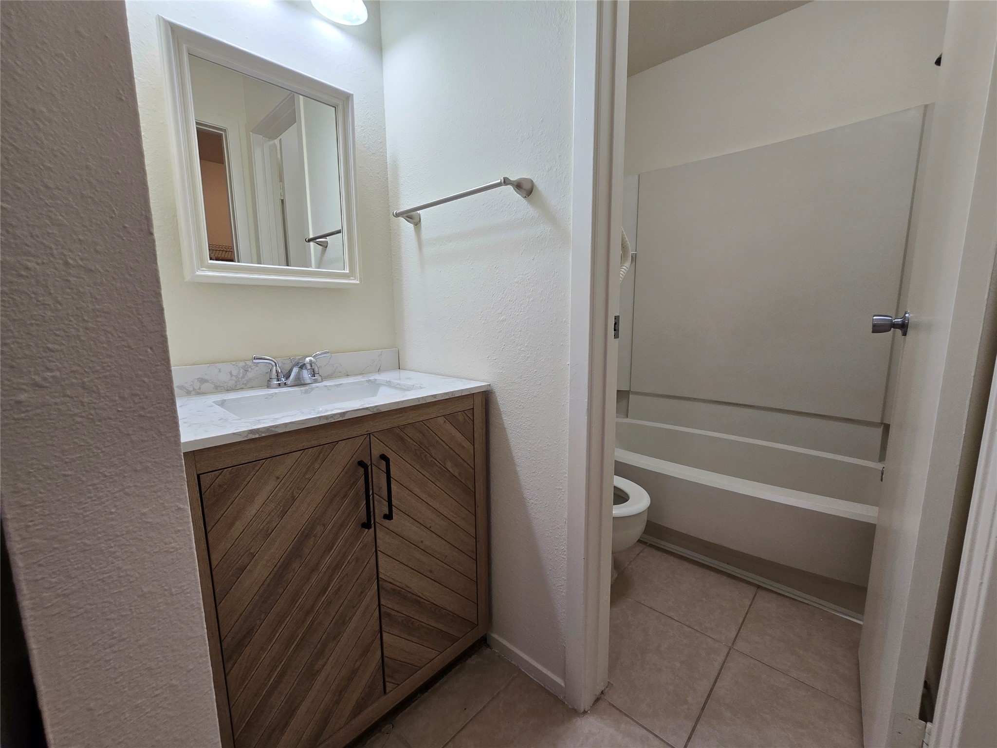 2 Redberry Court Property Photo 12