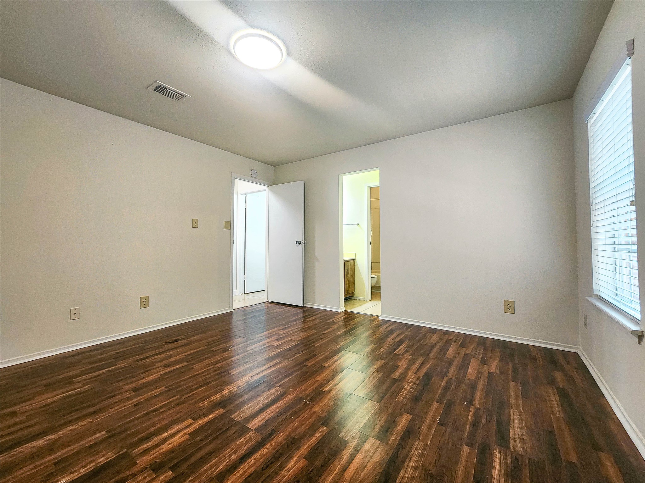 2 Redberry Court Property Photo 16