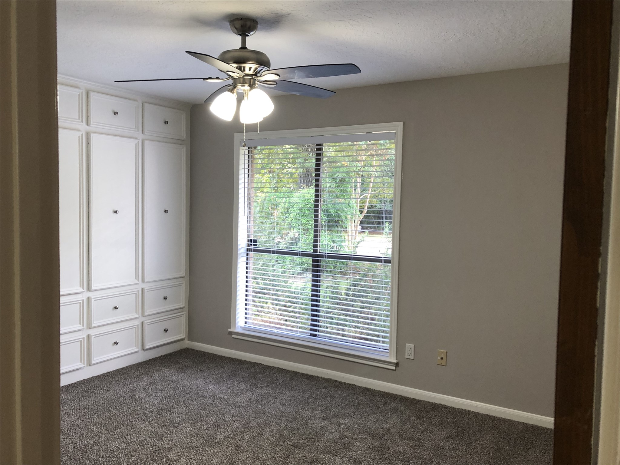 3414 Wooddale Lane Property Photo 6