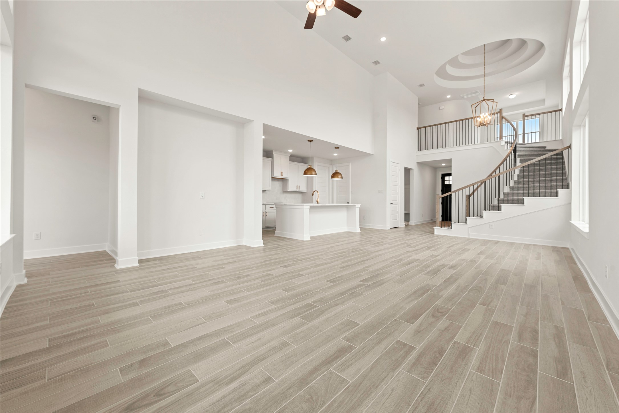 2124 Standley Court Property Photo 4