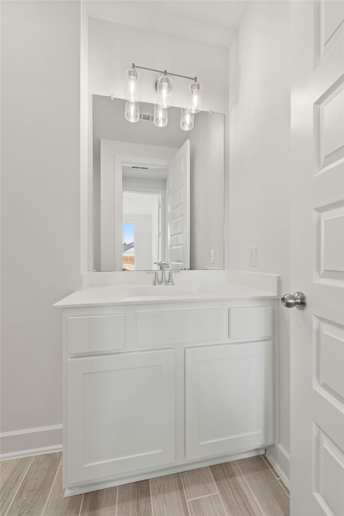 2124 Standley Court Property Photo 13
