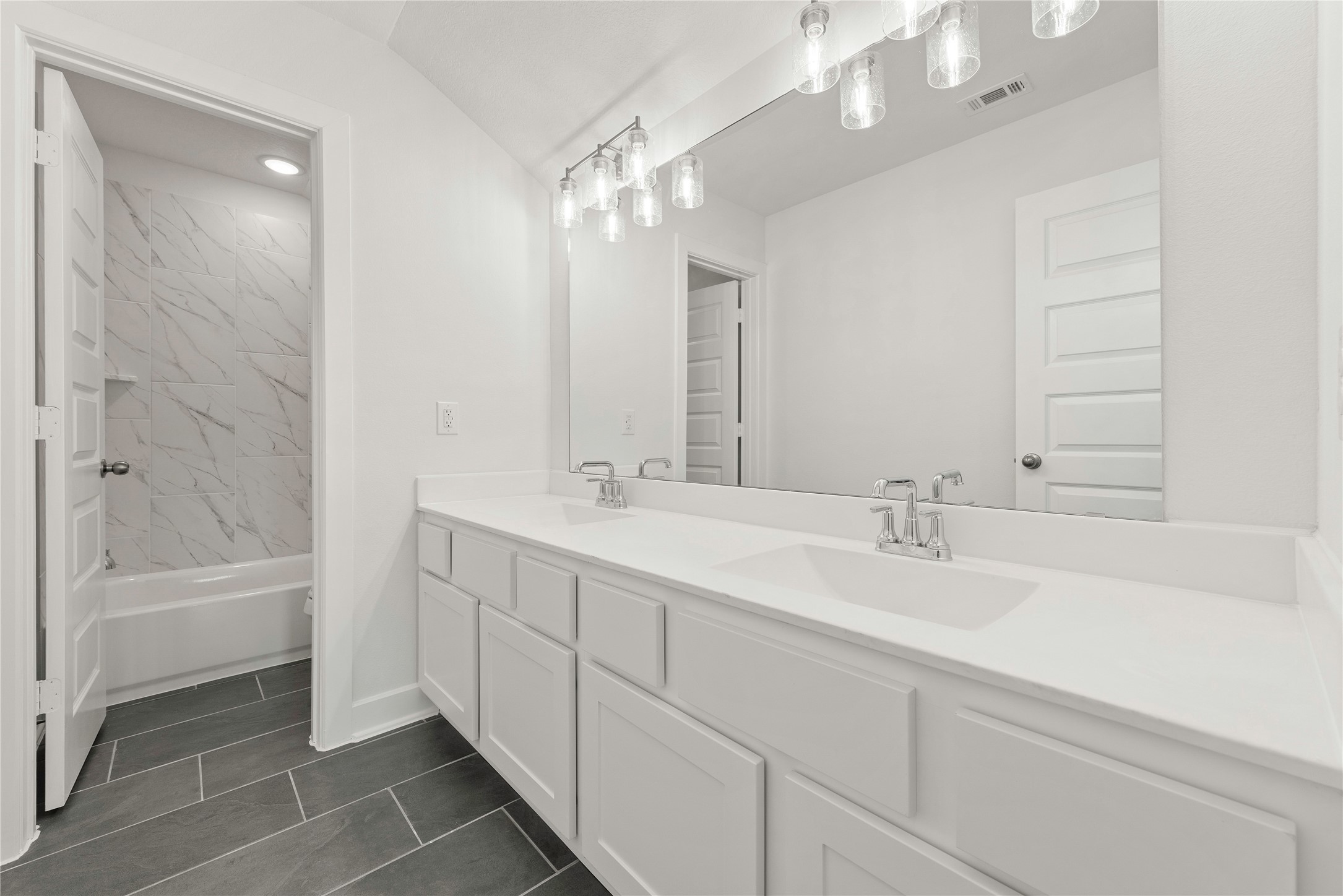 2124 Standley Court Property Photo 18