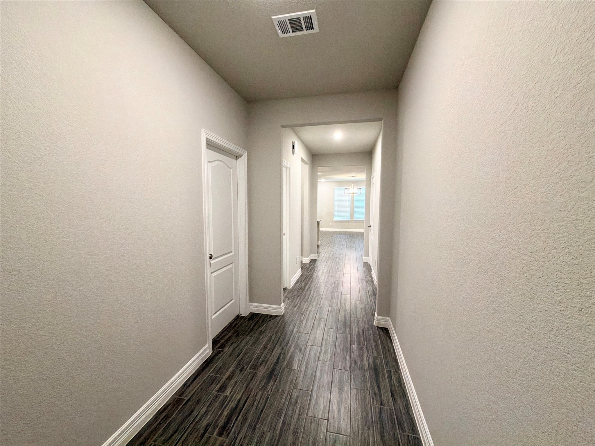 415 Northern Pike Drive Property Photo 4