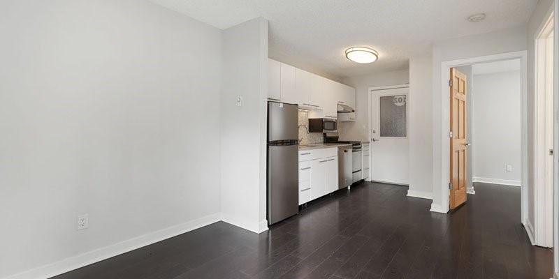 2037 Walnut St Property Photo 8