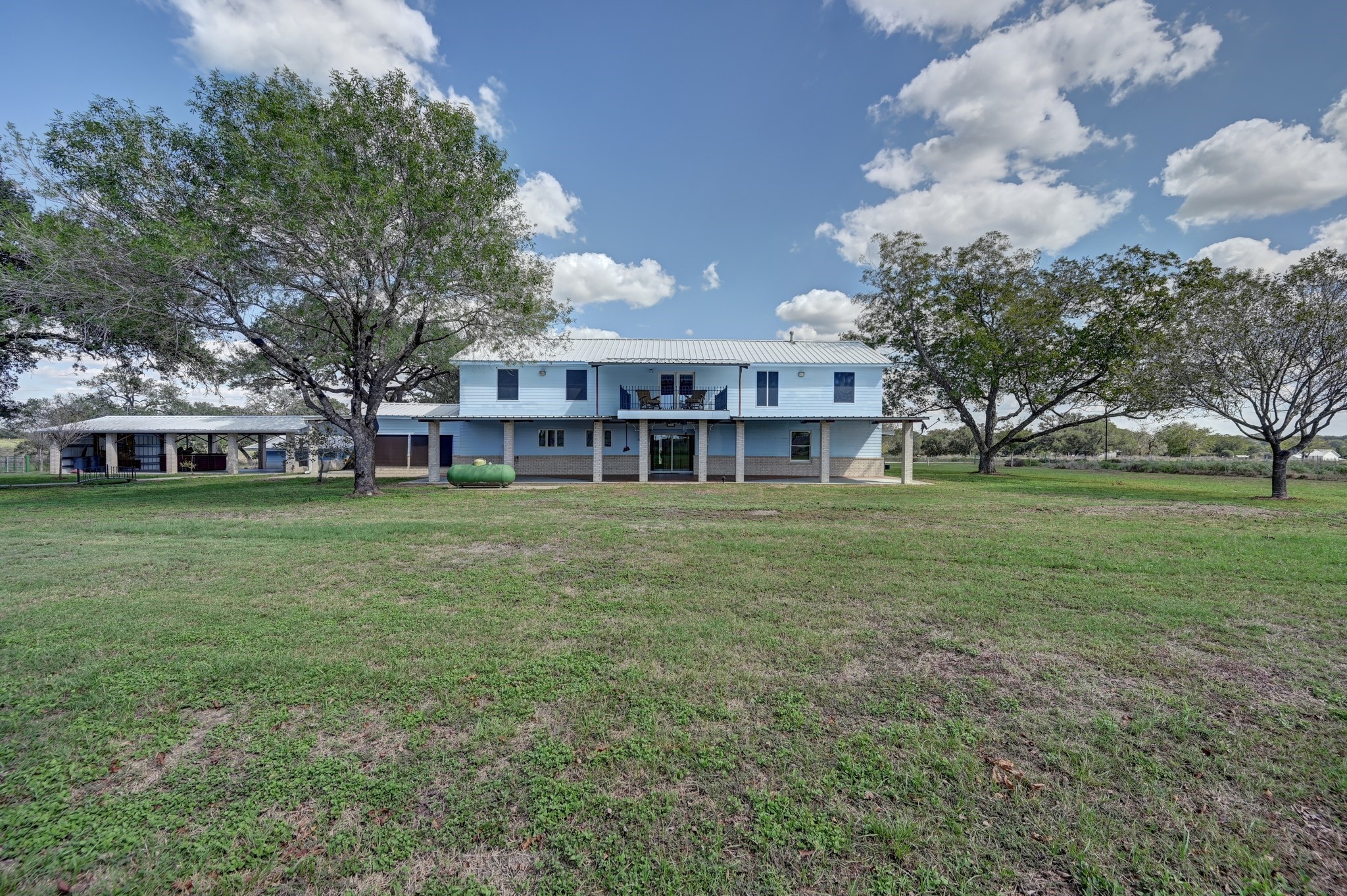 2927 County Road 240 Property Photo 1