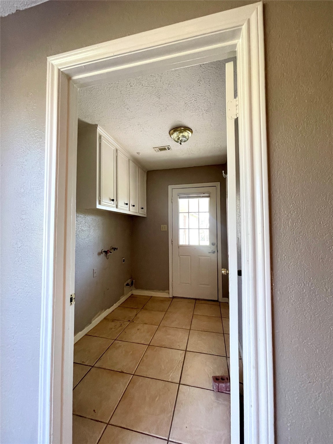 2127 Glenn Lakes Lane Property Photo 12