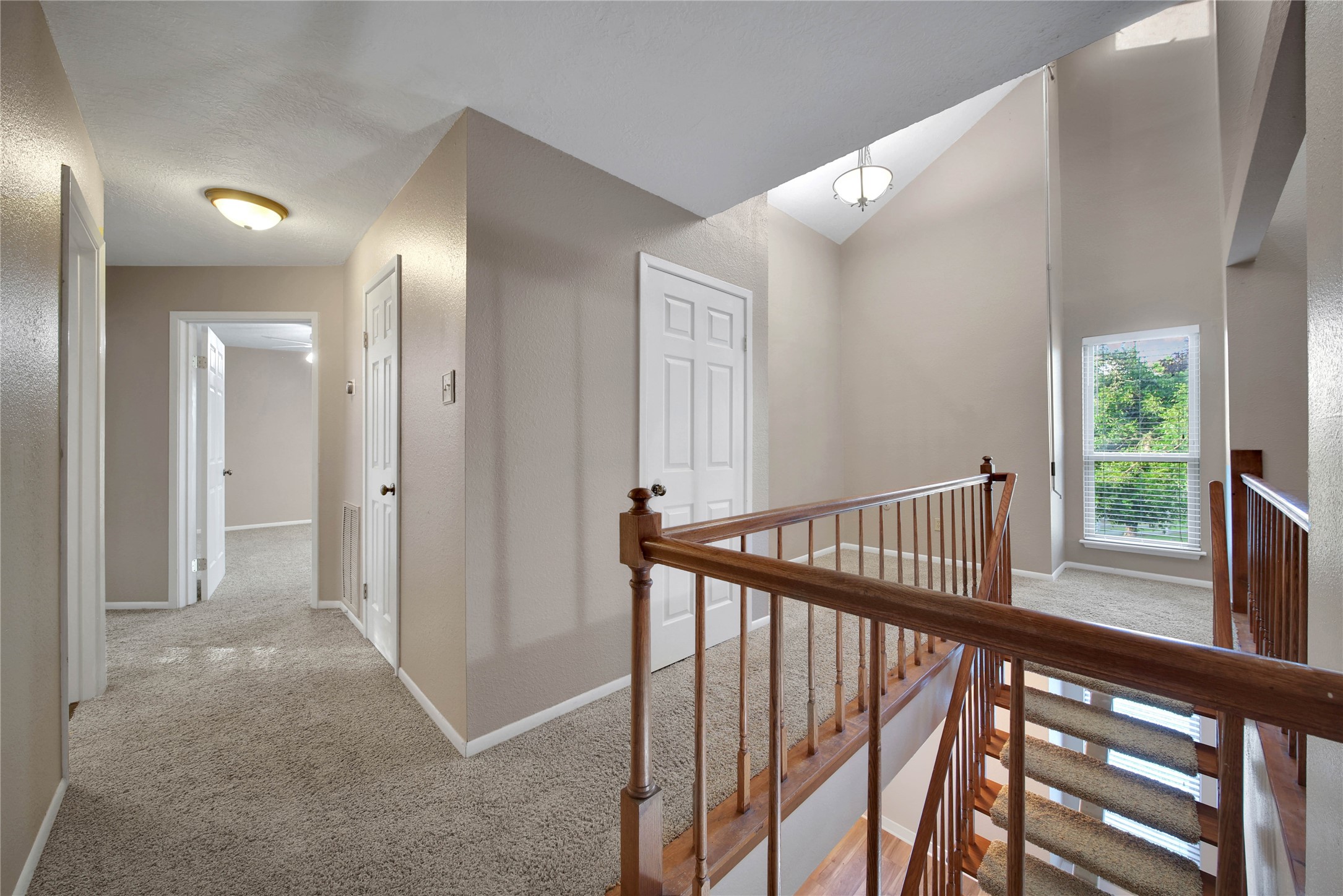 9814 King Circle S Property Photo 18