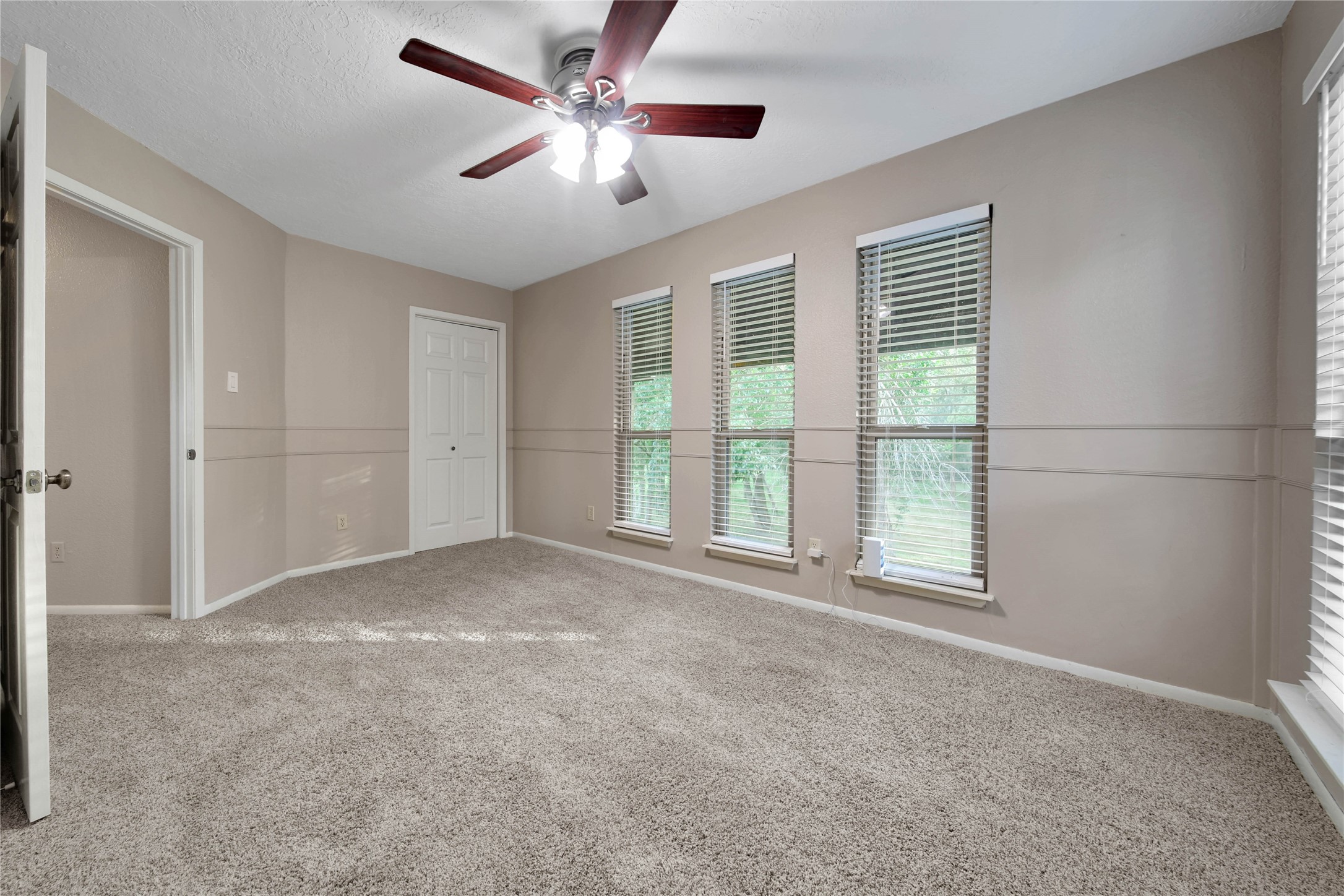 9814 King Circle S Property Photo 25