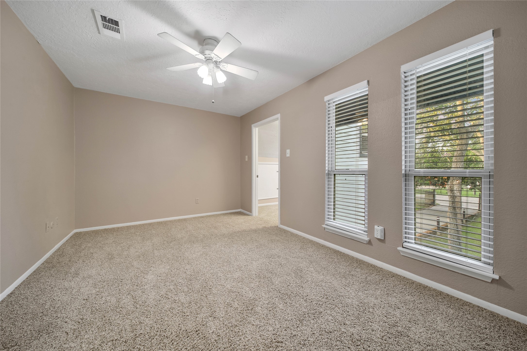 9814 King Circle S Property Photo 27