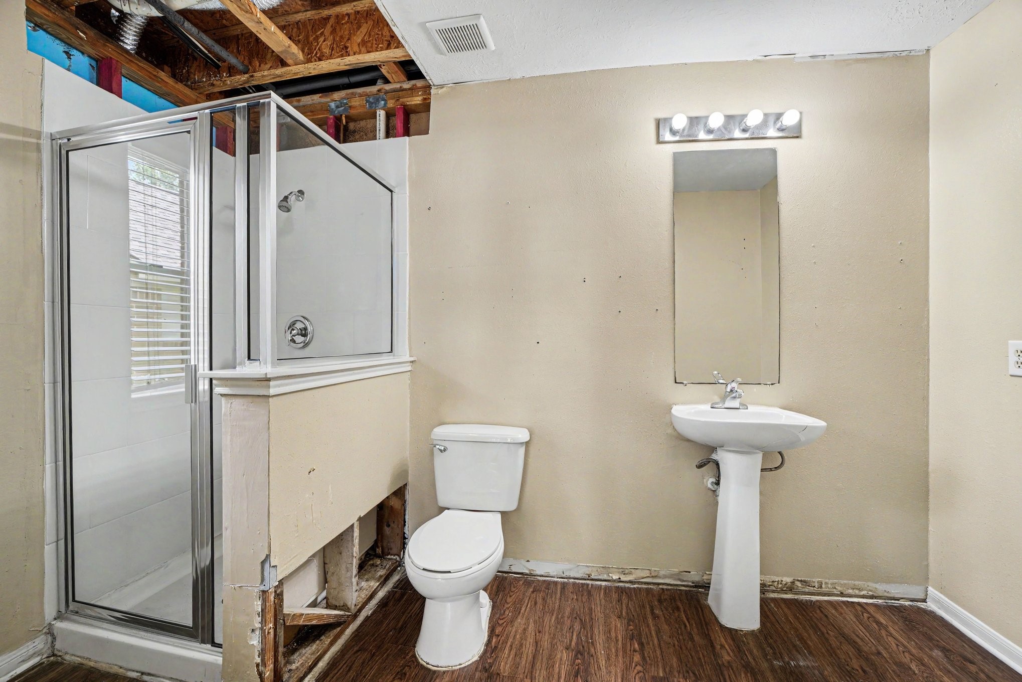 1805 Manor Circle Property Photo 11