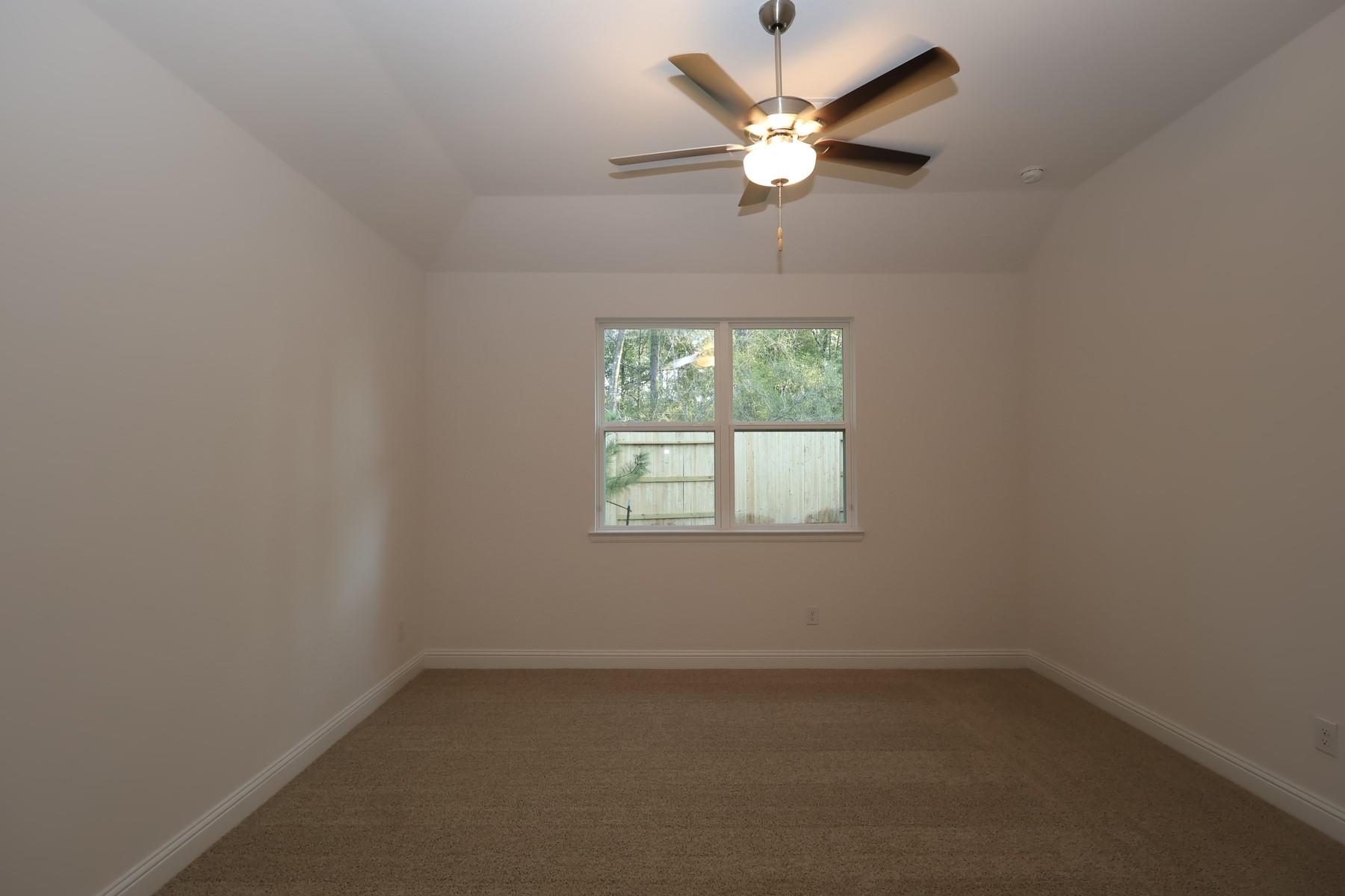 30306 Ruby Forest Court, Magnolia Tx 77354 Property Photo 10