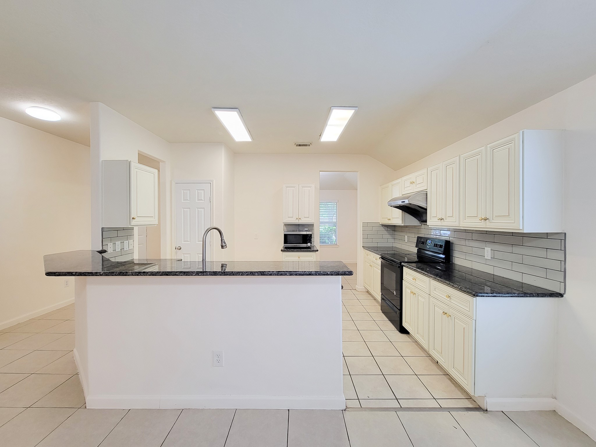 3010 Stonecross Lane Property Photo 12