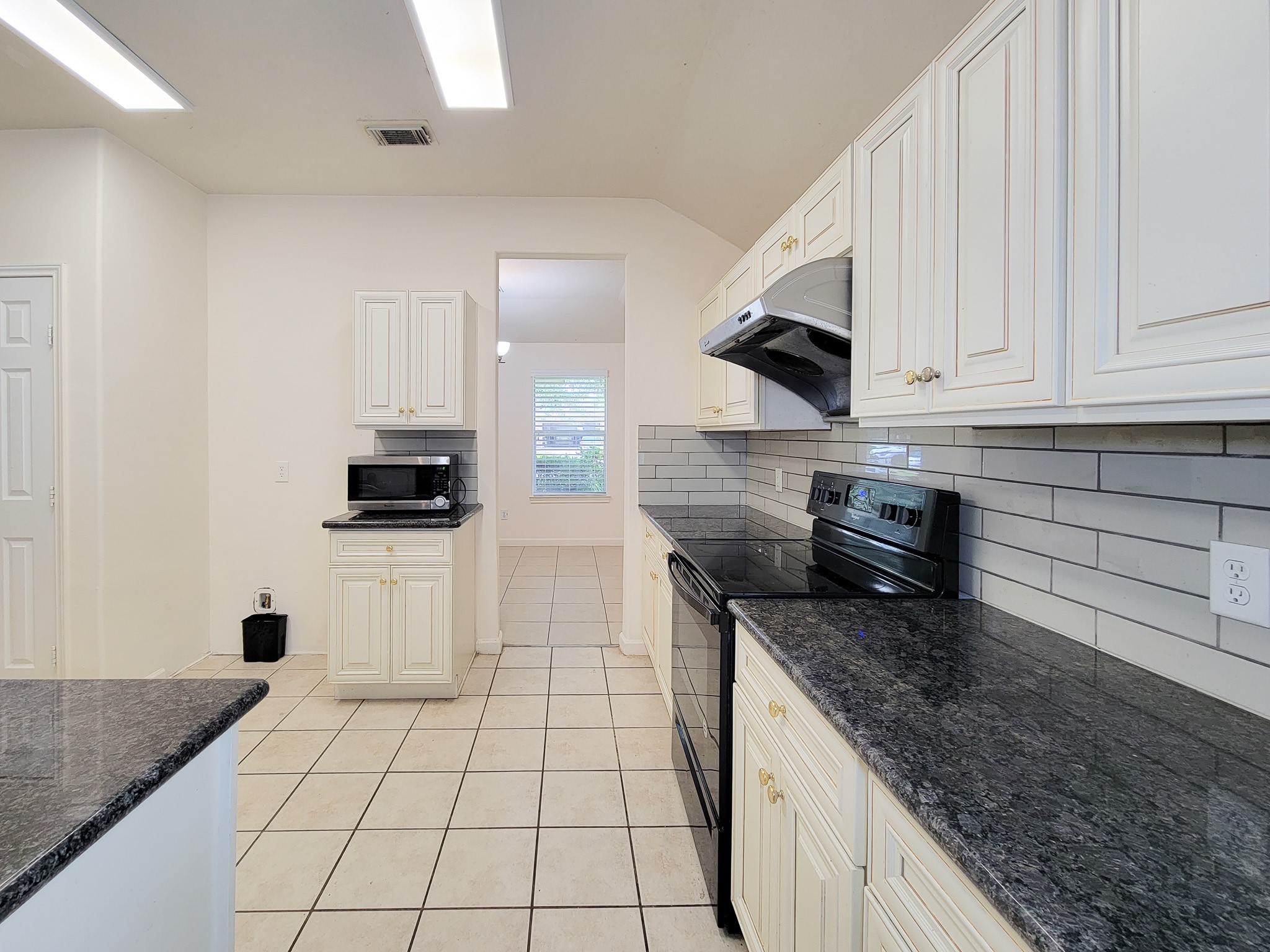 3010 Stonecross Lane Property Photo 13
