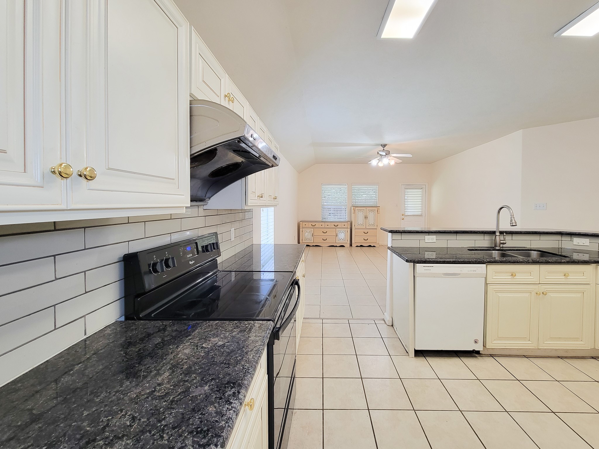 3010 Stonecross Lane Property Photo 16