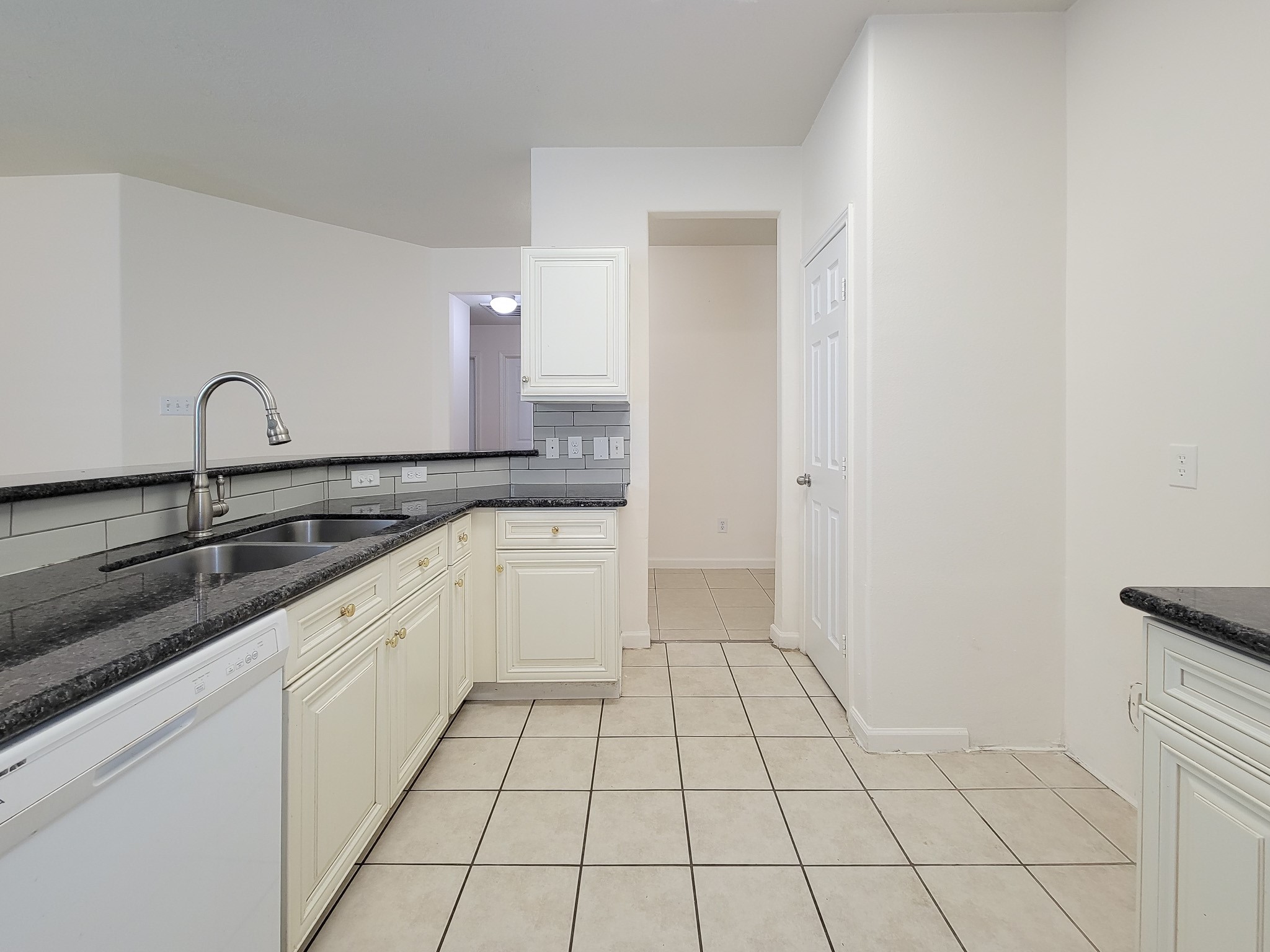 3010 Stonecross Lane Property Photo 18