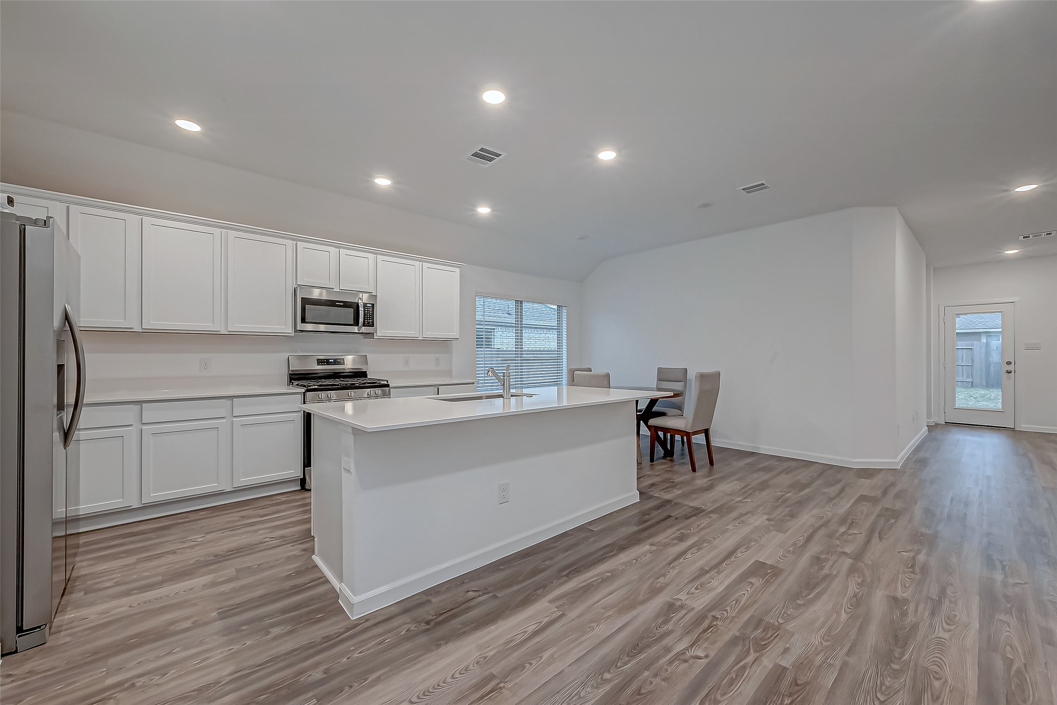 3712 Windy Brook Road Property Photo 15