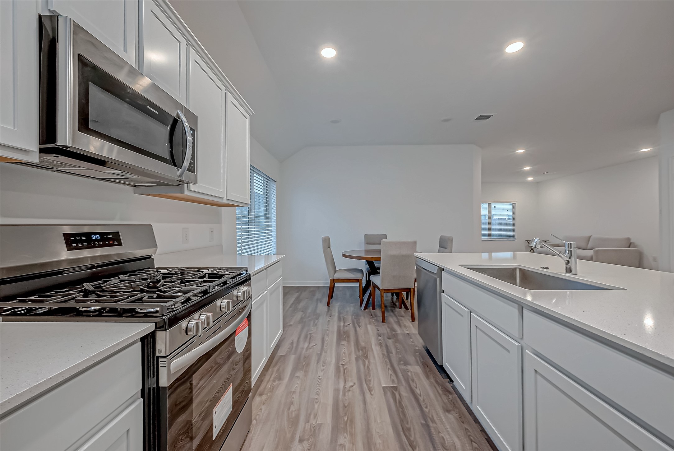 3712 Windy Brook Road Property Photo 17