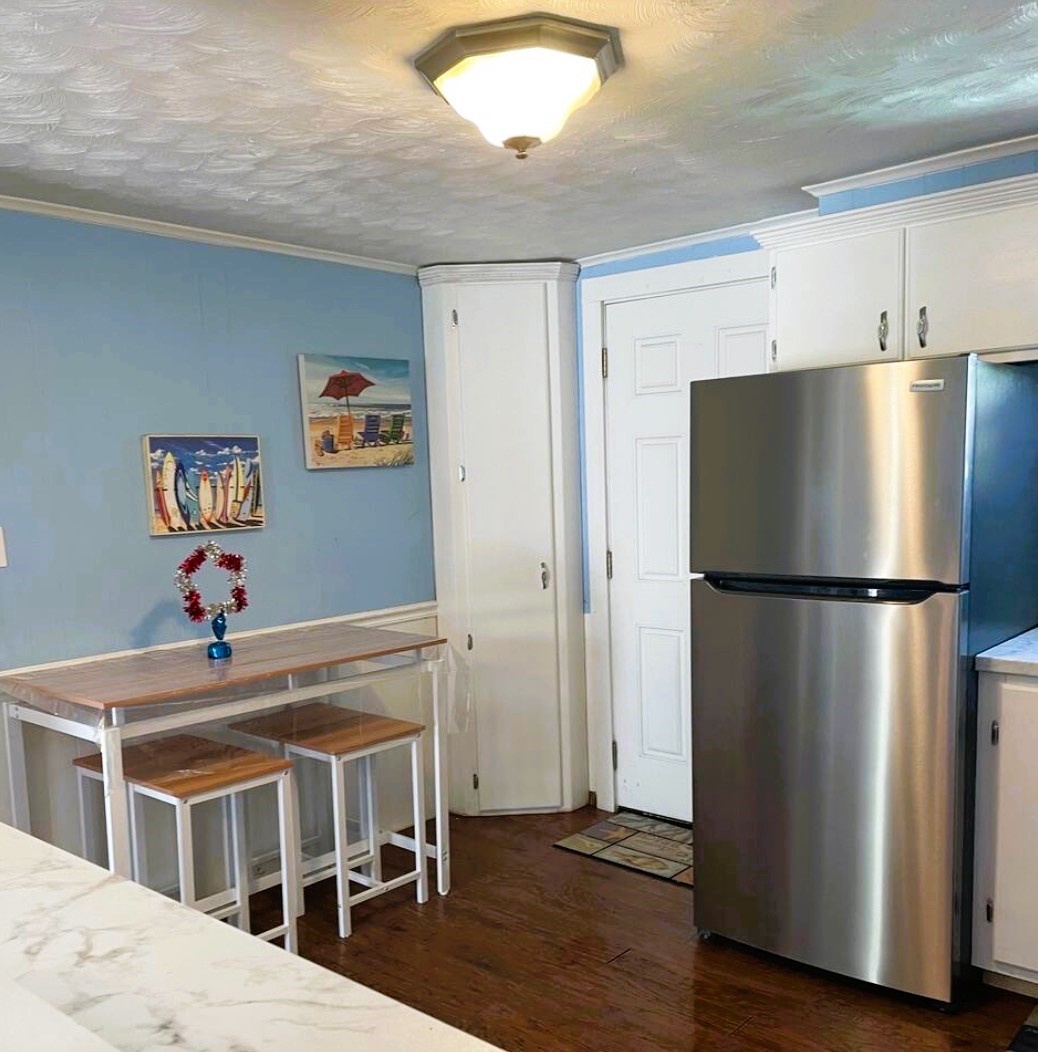 1028 Avenue L Property Photo 5