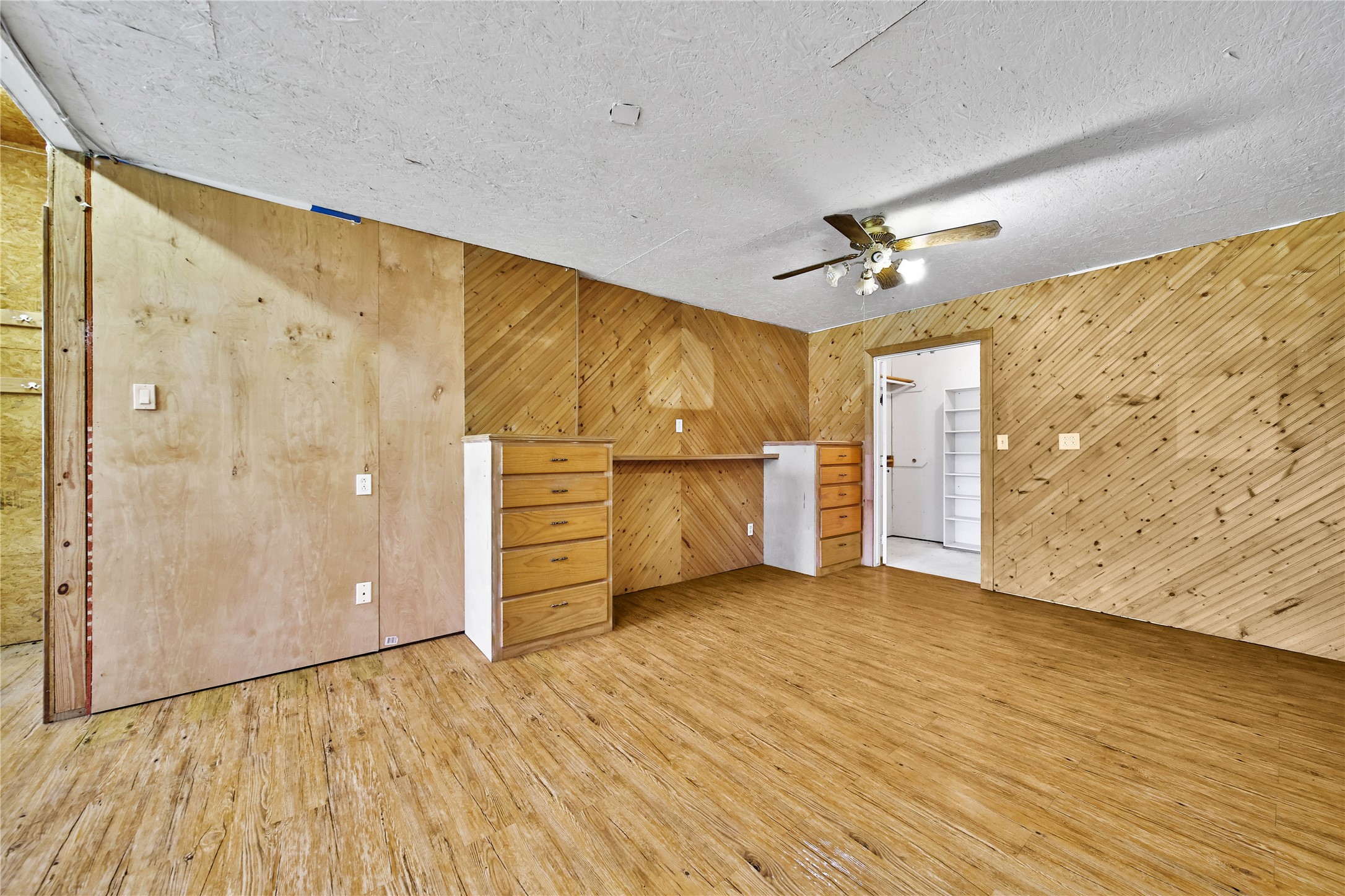 14668 Lynnwood Drive Property Photo 14