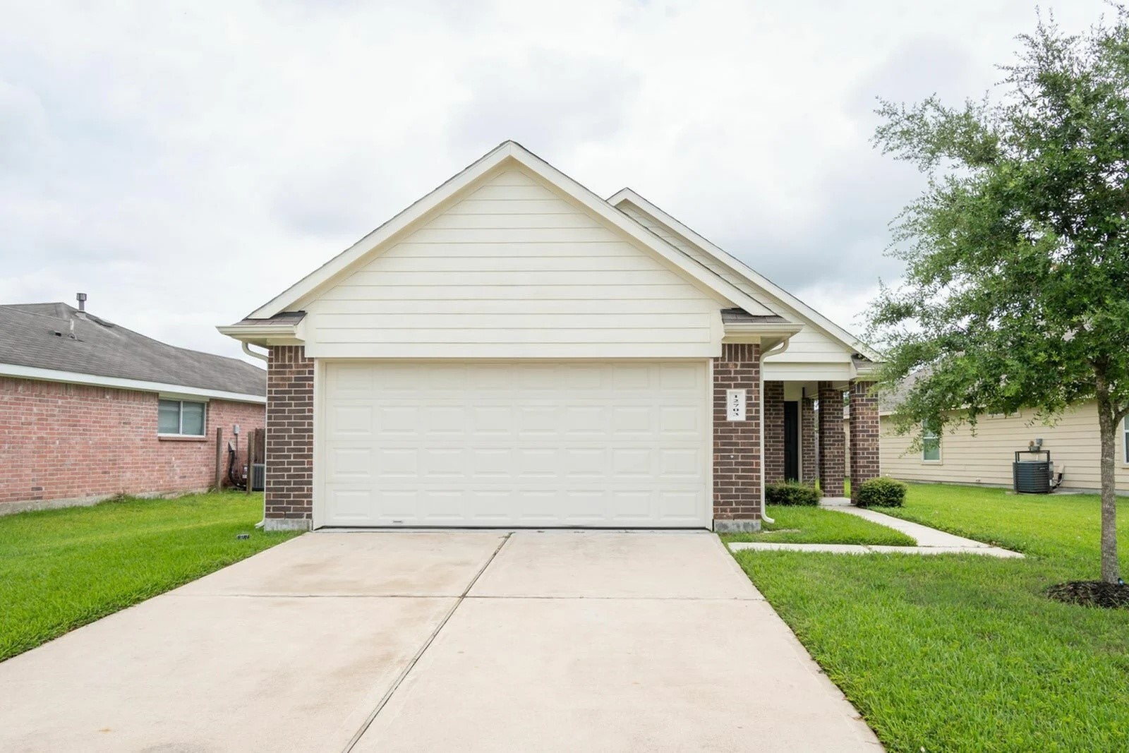 12703 Rio Nueces Lane Property Photo 1