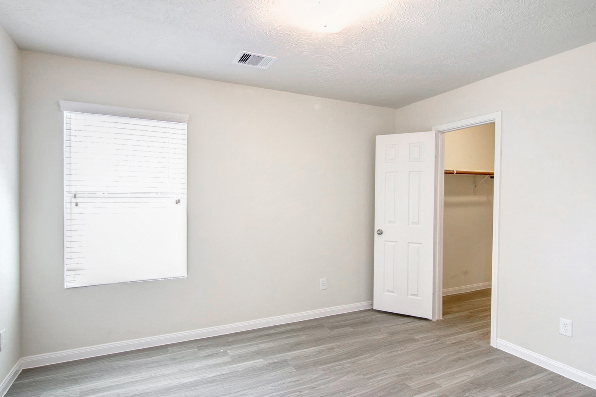12703 Rio Nueces Lane Property Photo 12