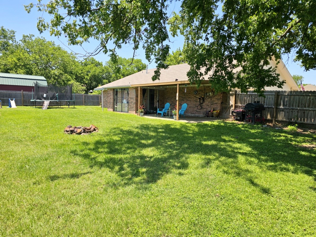 601 Rogers Street Property Photo 25