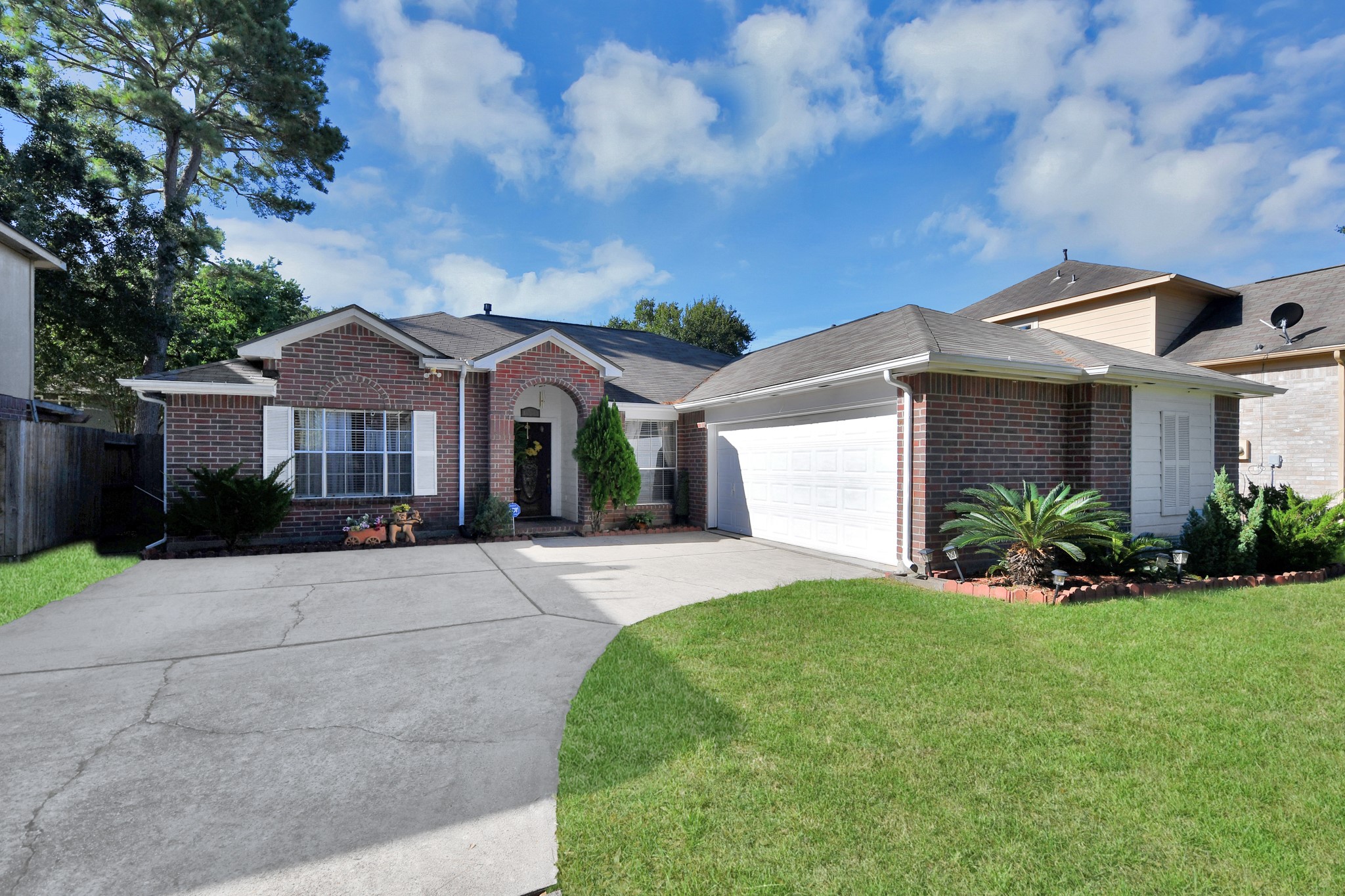 16131 Cypress Valley Drive Property Photo 2