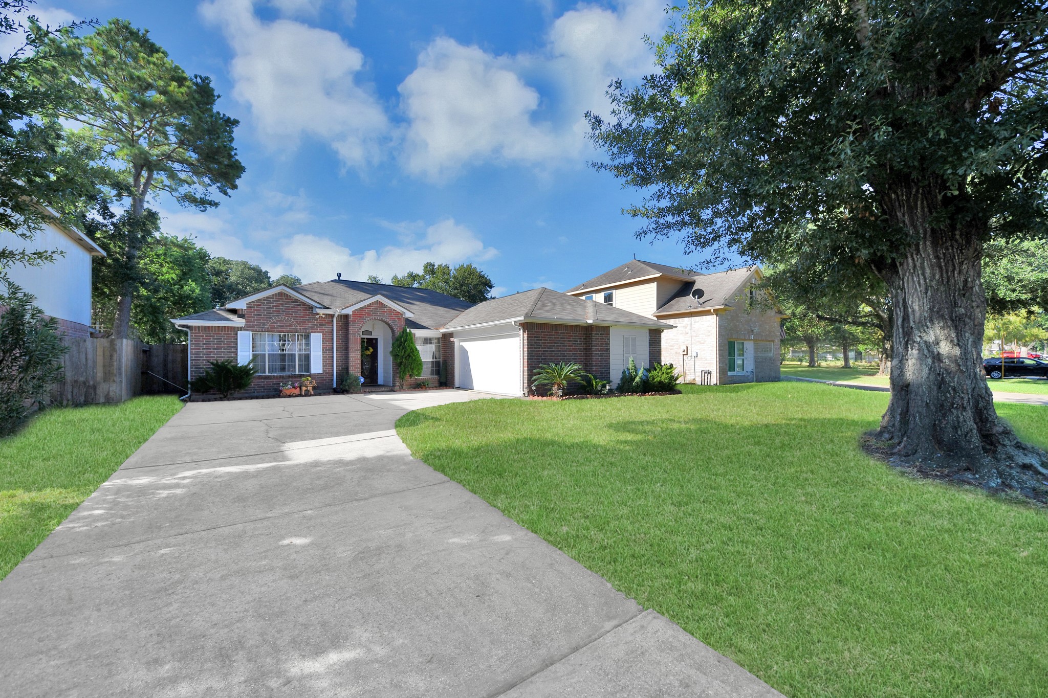 16131 Cypress Valley Drive Property Photo 4