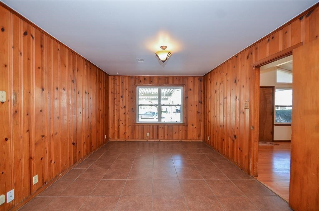 6923 Cole Creek Drive Property Photo 6