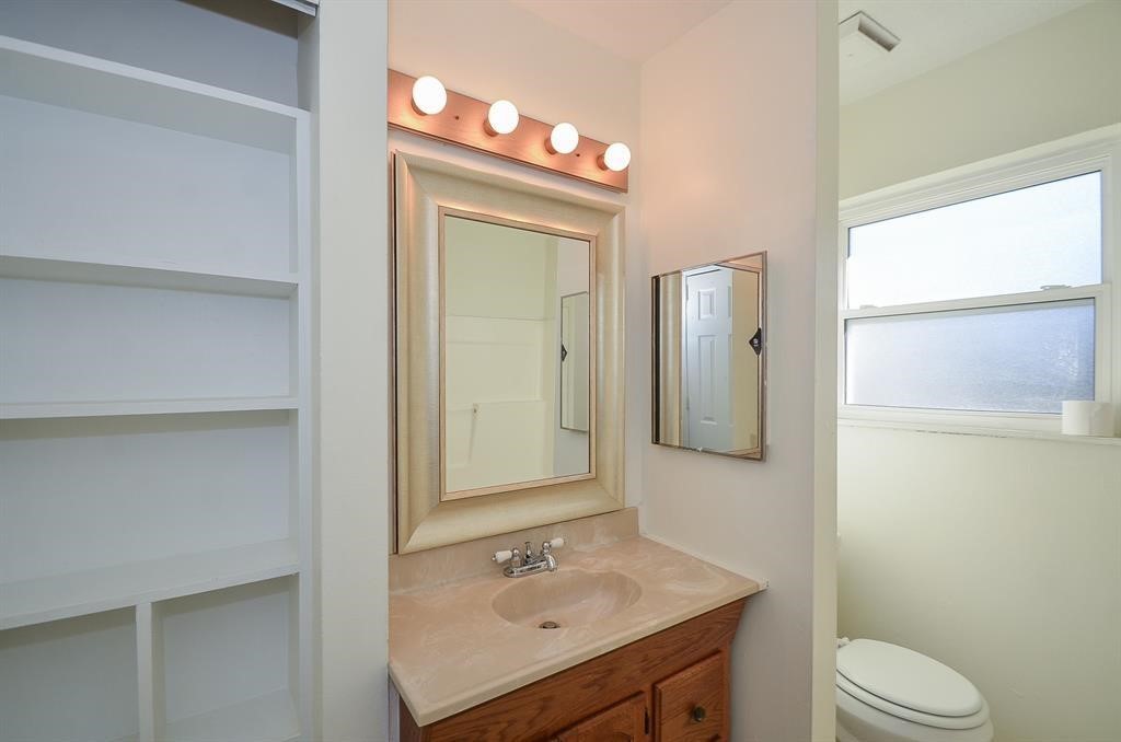6923 Cole Creek Drive Property Photo 8