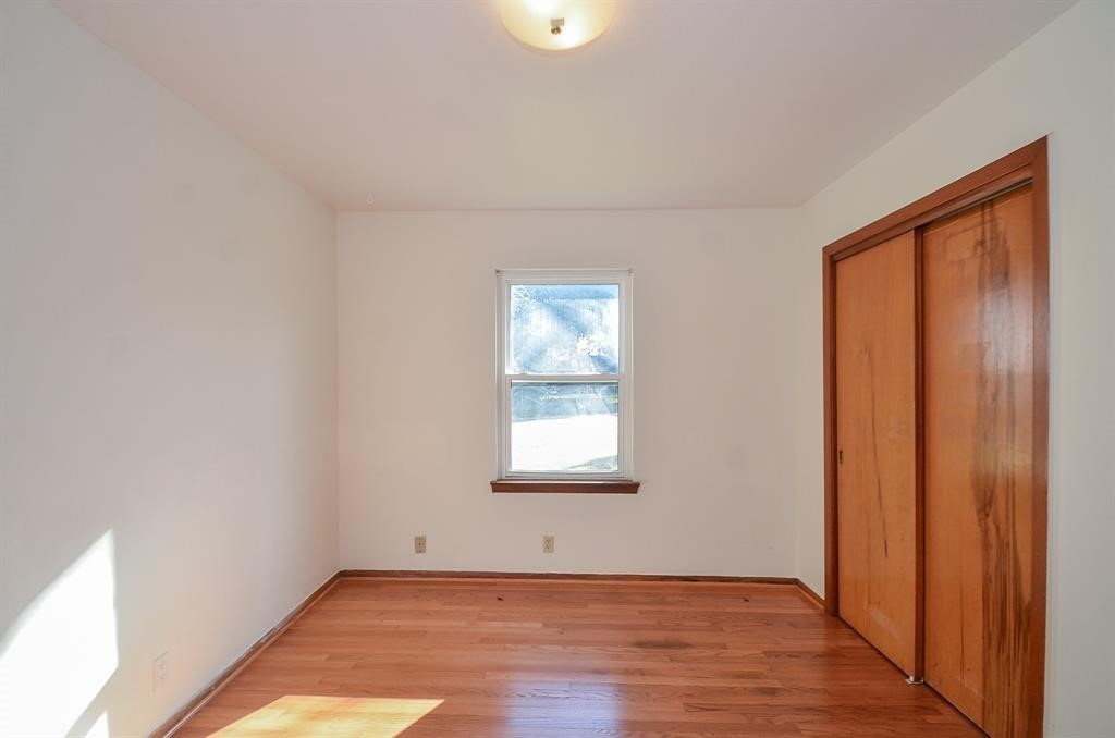 6923 Cole Creek Drive Property Photo 12