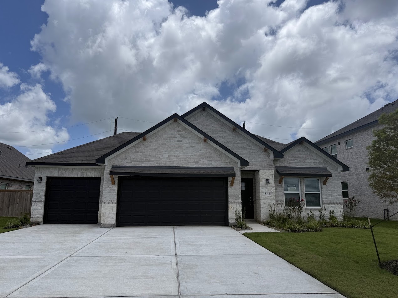 8314 Amethyst Valley Lane Property Photo 1