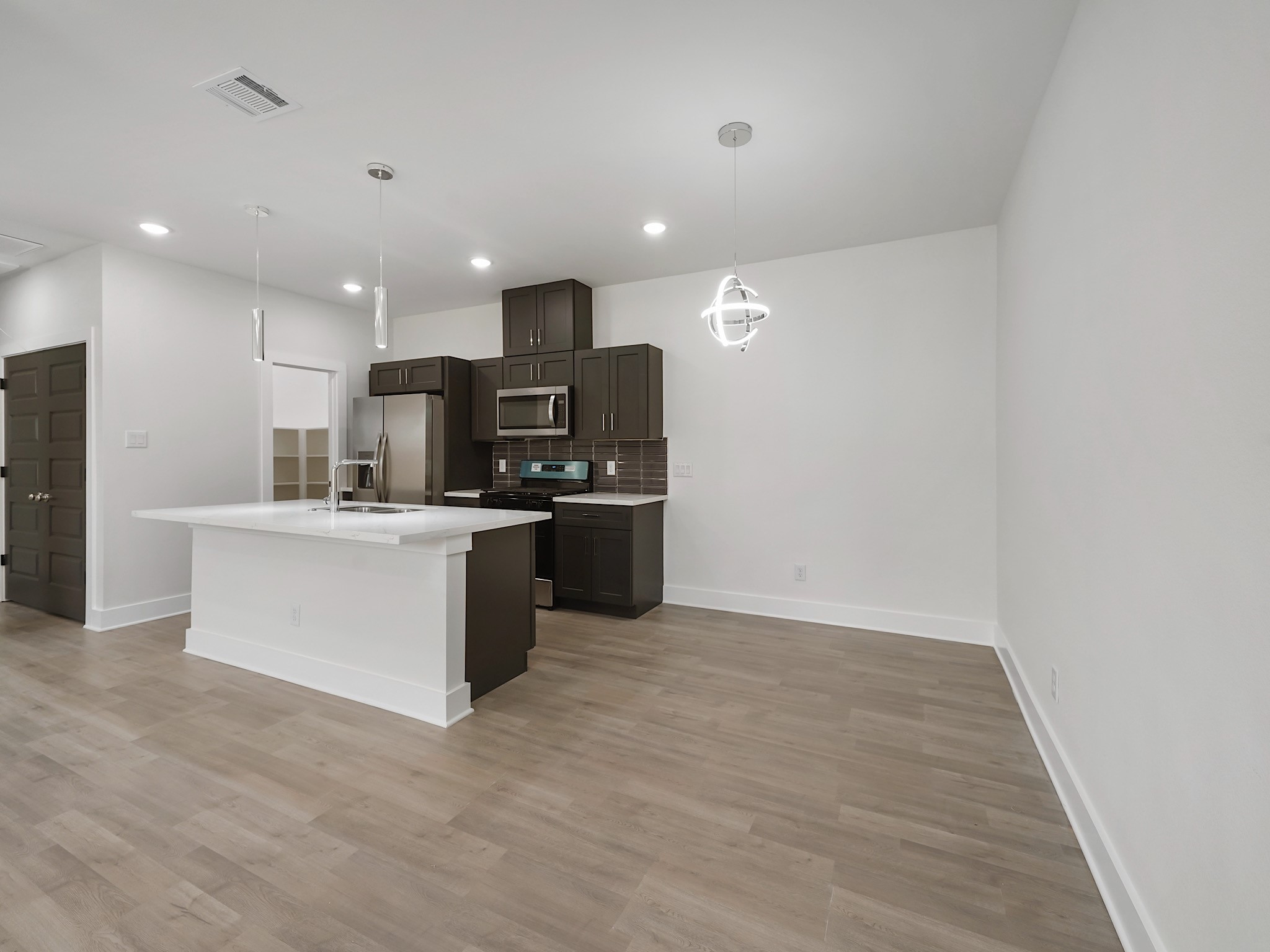 8122 Double Avenue B Property Photo 5
