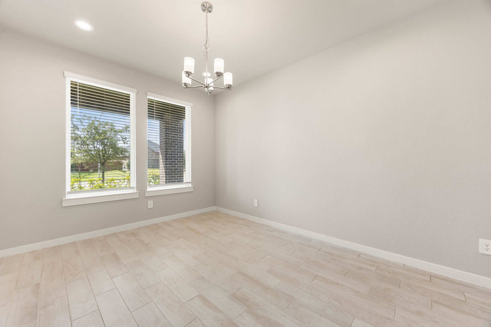 28450 Hazel Trail Property Photo 9