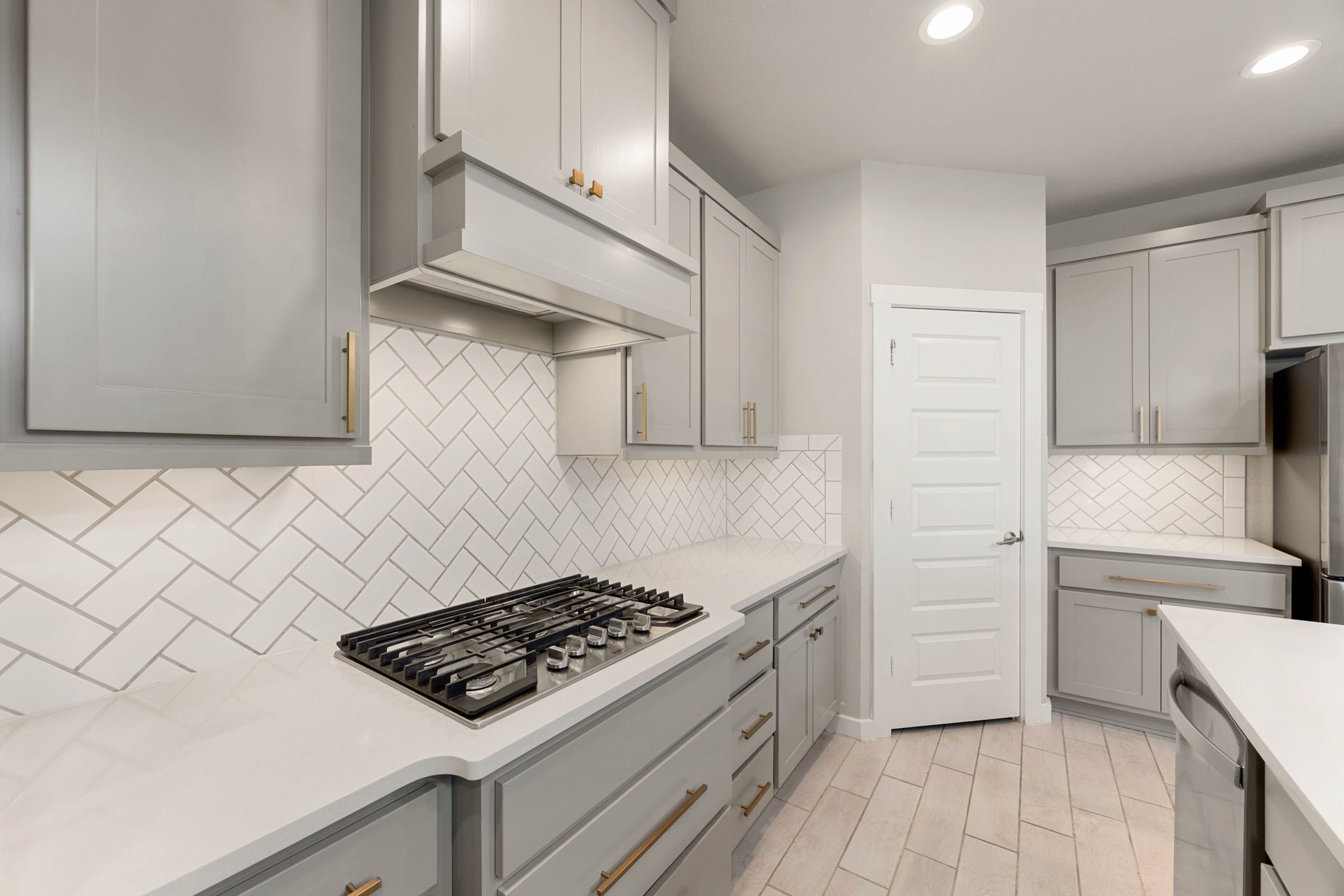 28450 Hazel Trail Property Photo 16