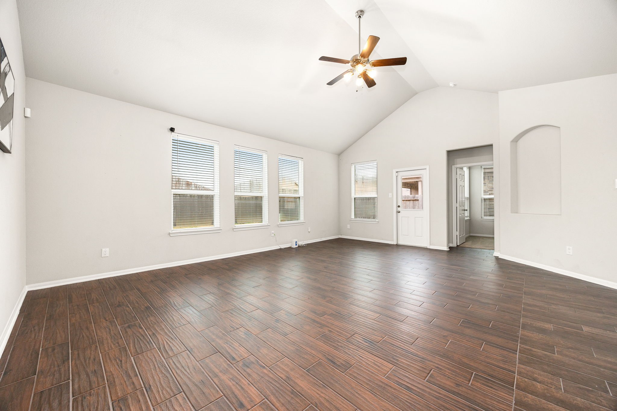 4323 Wyanngate Drive Property Photo 9