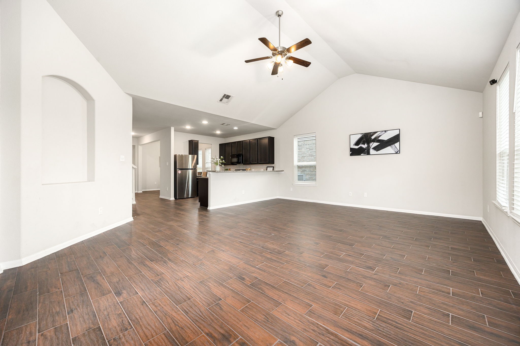 4323 Wyanngate Drive Property Photo 10