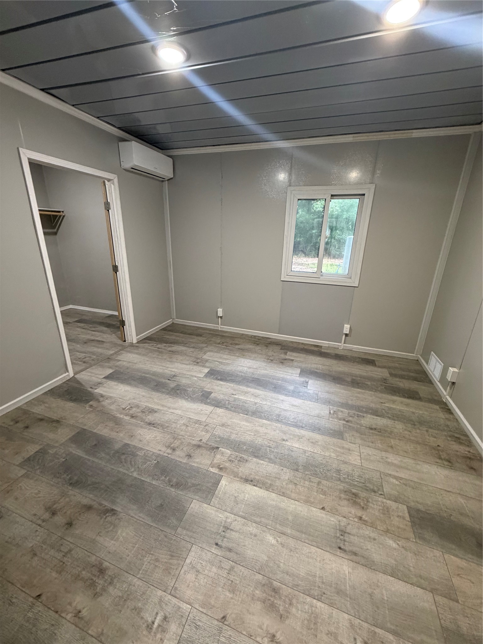 15348 Lilly Property Photo 4
