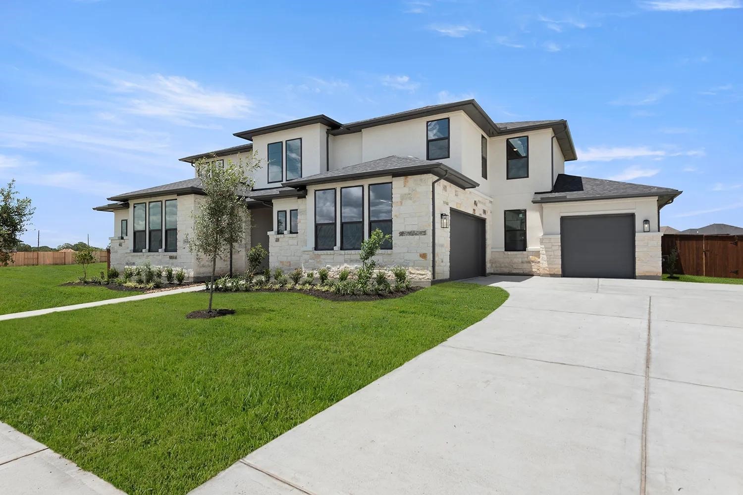 9334 Churchill Gardens Court Property Photo 2
